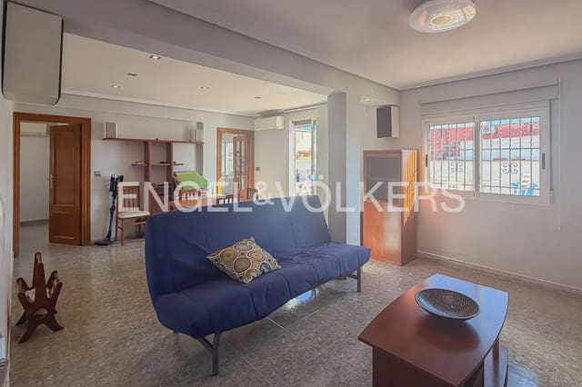 2 slaapkamer Penthouse te huur in Torrefiel, Valencia stad - € 1.500 (Ref: 10091413)
