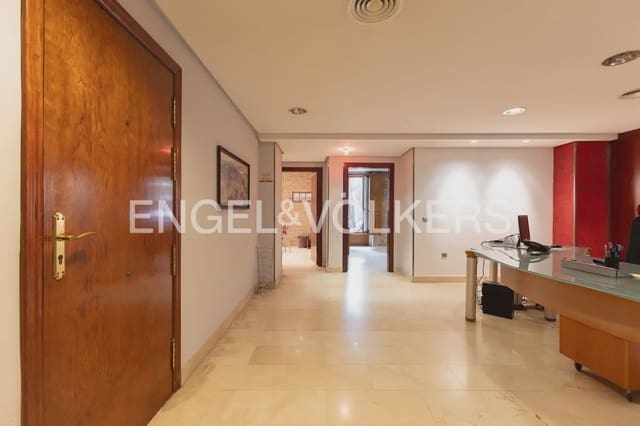 Piso de 10 habitaciones en La Gran Via, València ciudad en venta - 1.660.000 € (Ref: 10093054)