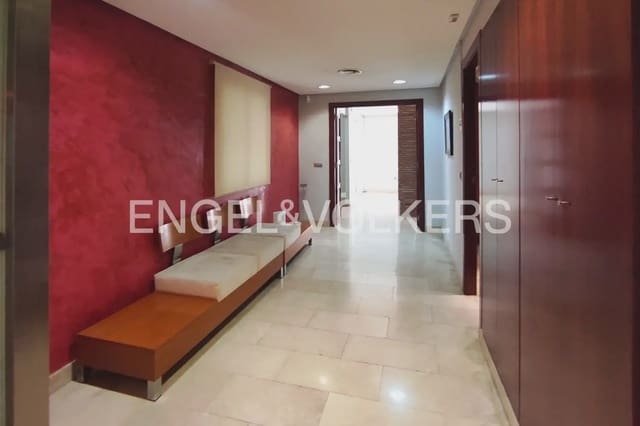 Piso de 10 habitaciones en La Gran Via, València ciudad en venta - 1.660.000 € (Ref: 10093054)