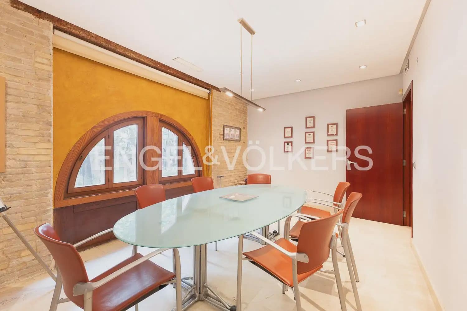 10 soveværelse Lejlighed til salg i Valencia by - € 1.660.000 (Ref: 10093054)