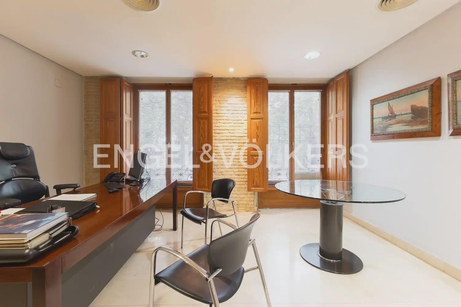 10 soveværelse Lejlighed til salg i Valencia by - € 1.660.000 (Ref: 10093054)