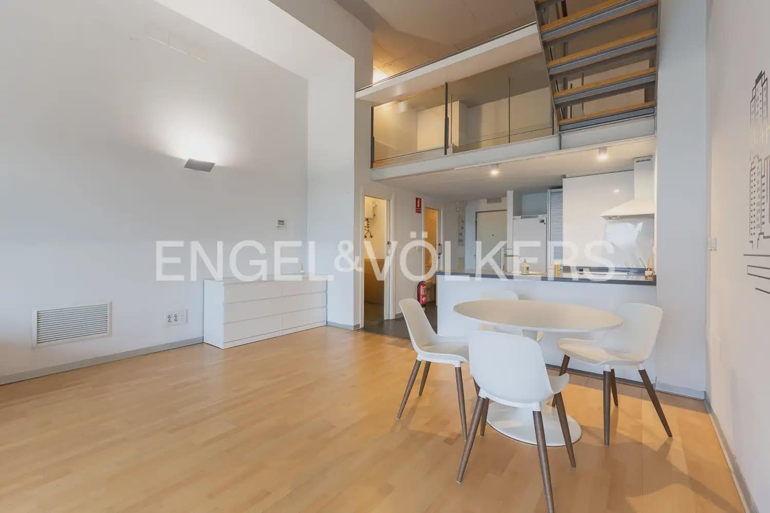 1 camera da letto Appartamento da affittare in Valencia citta con piscina garage - 1.300 € (Rif: 10093057)