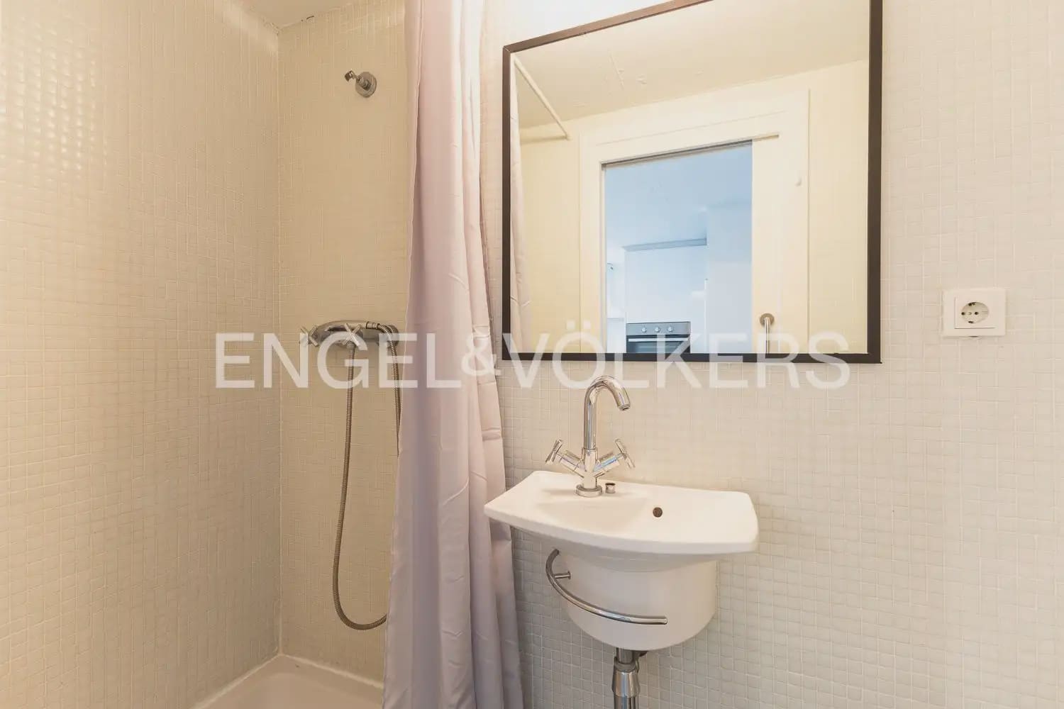 1 camera da letto Appartamento da affittare in Valencia citta con piscina garage - 1.300 € (Rif: 10093057)