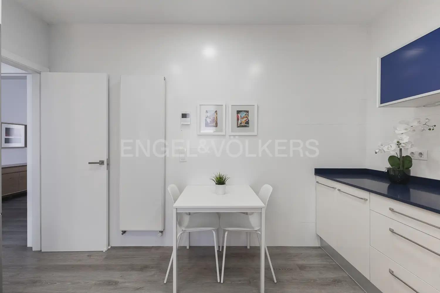 3 quarto Apartamento para arrendar em Valencia cidade - 3 200 € (Ref: 10093910)