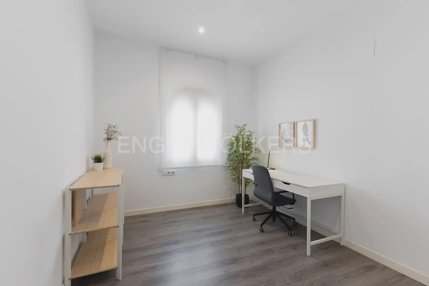 3 quarto Apartamento para arrendar em Valencia cidade - 3 200 € (Ref: 10093910)