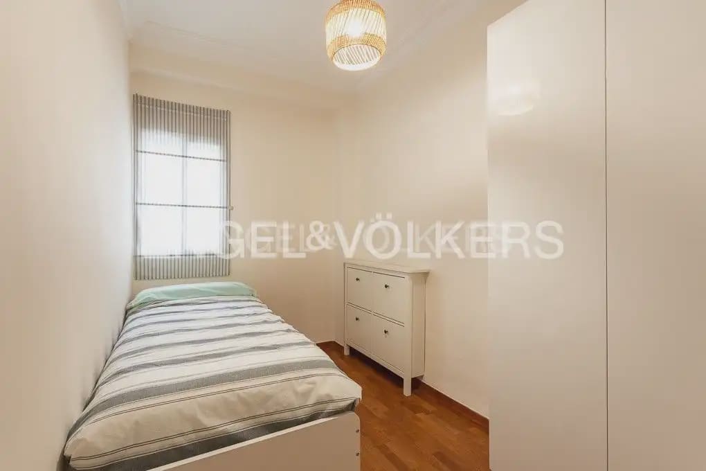3 camera da letto Appartamento da affittare in Valencia citta - 1.600 € (Rif: 10093911)