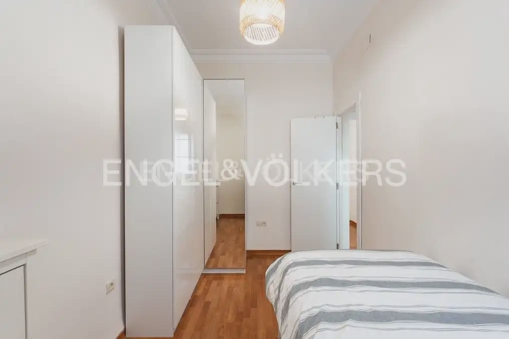 3 camera da letto Appartamento da affittare in Valencia citta - 1.600 € (Rif: 10093911)
