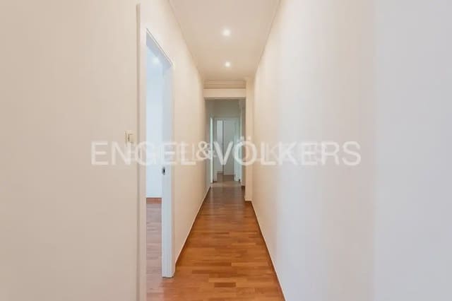 3 quarto Apartamento para arrendar em La Petxina, Valência cidade - 1 600 € (Ref: 10093911)