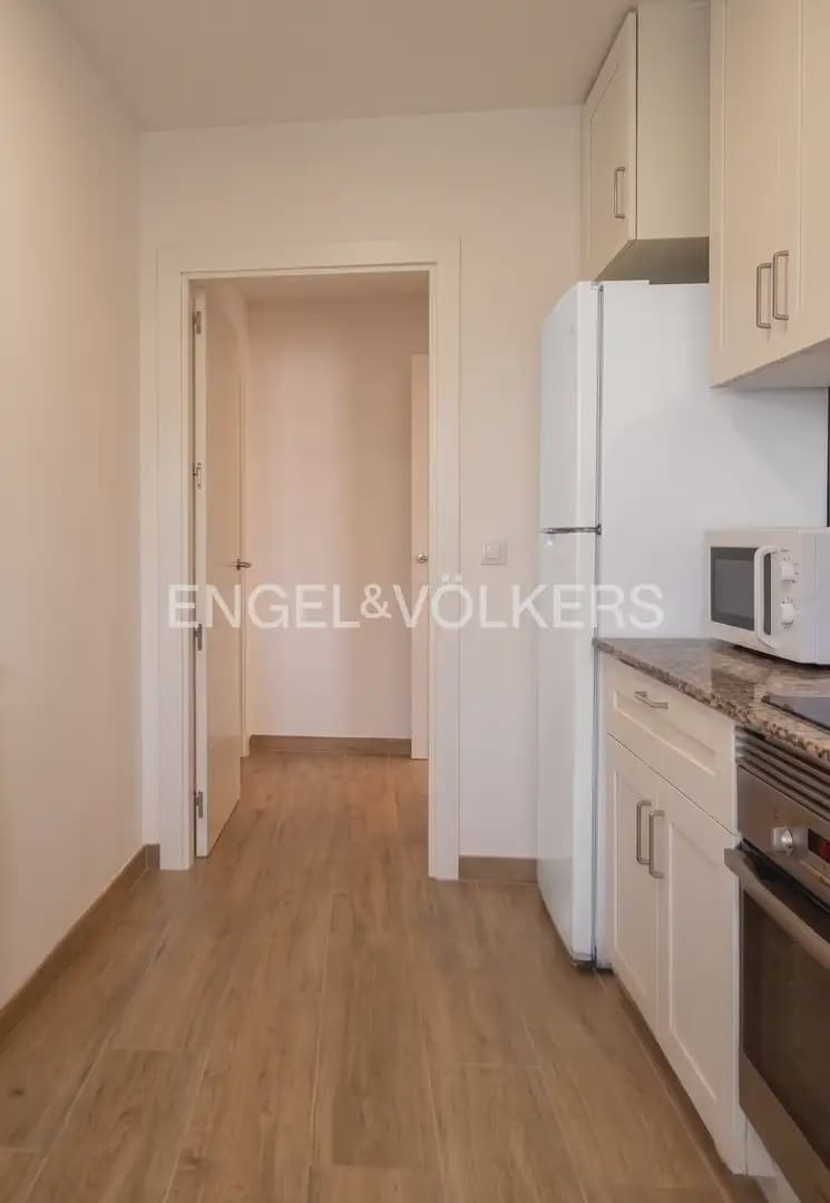 3 camera da letto Appartamento da affittare in Valencia citta - 1.600 € (Rif: 10093911)