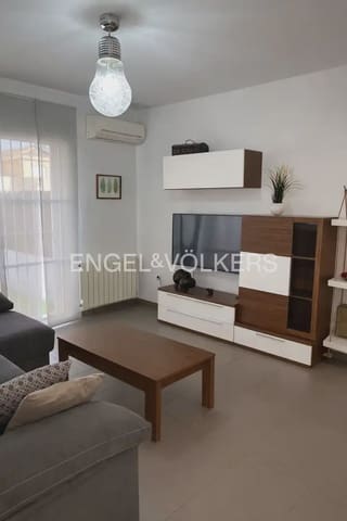 5 soverom Kjedet enebolig til leie i La Pobla de Vallbona - € 1 900 (Ref: 10093912)