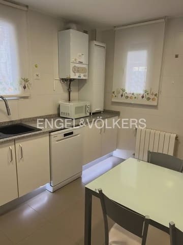 5 soverom Kjedet enebolig til leie i La Pobla de Vallbona - € 1 900 (Ref: 10093912)