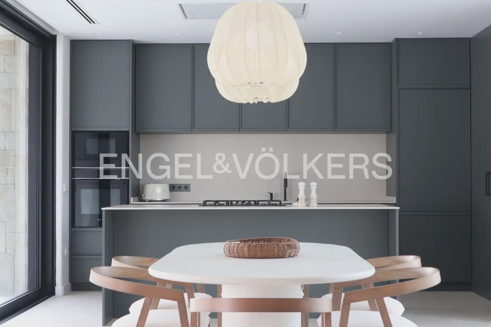 5 bedroom Villa for sale in L'Eliana with garage - € 1,480,000 (Ref: 10093913)