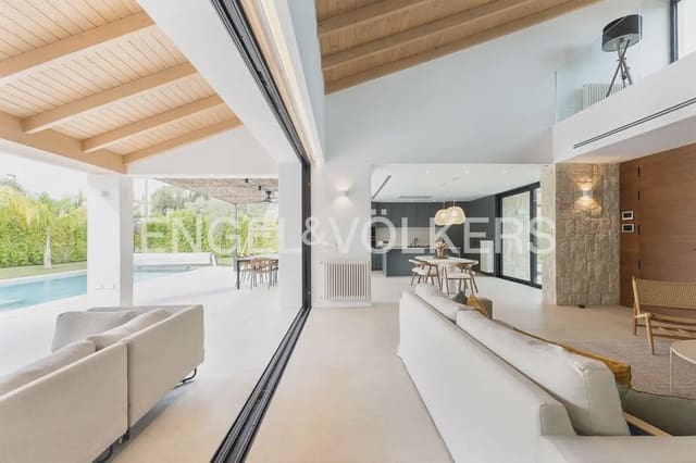 Chalet de 5 habitaciones en L'Eliana en venta con garaje - 1.480.000 € (Ref: 10093913)