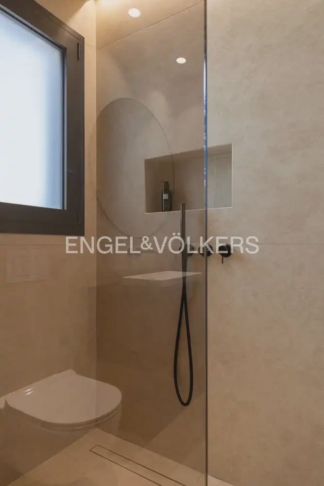 5 bedroom Villa for sale in L'Eliana with garage - € 1,480,000 (Ref: 10093913)