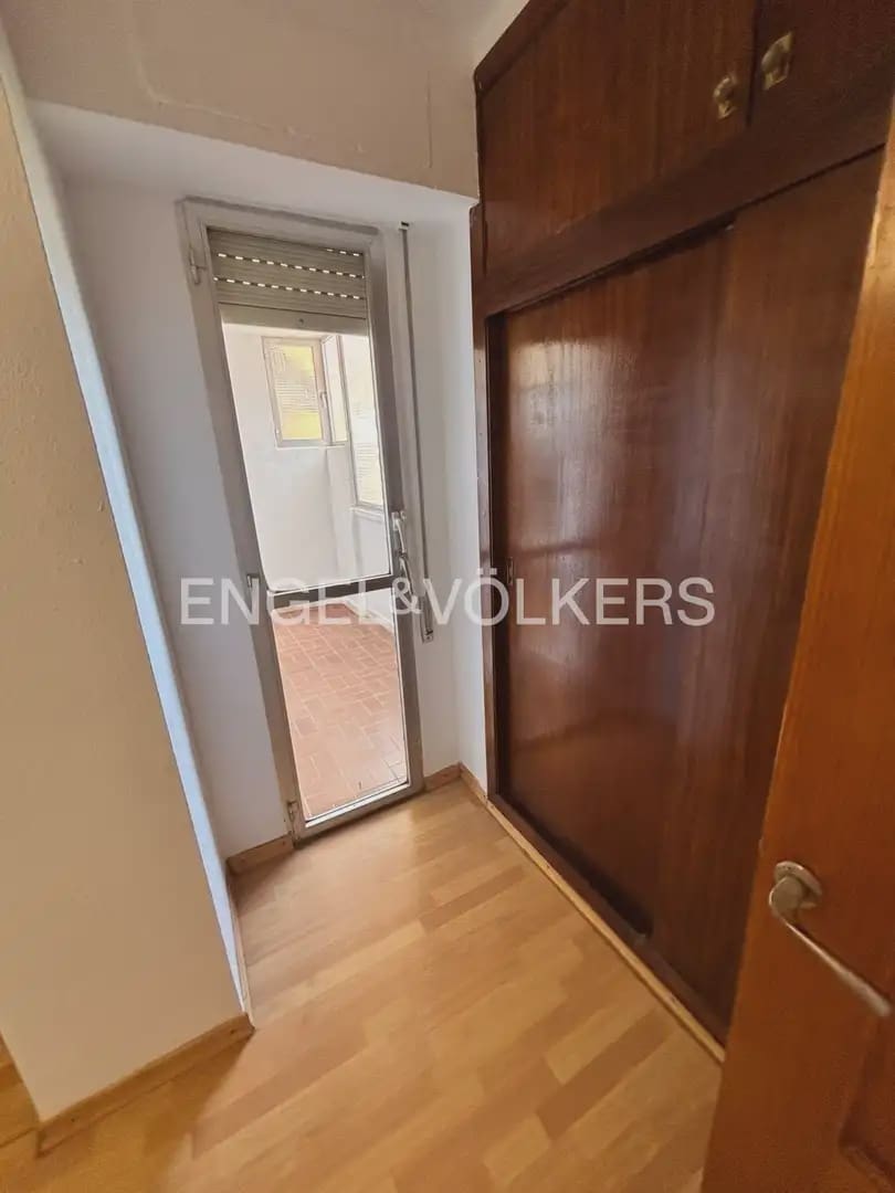 4 Zimmer Wohnung zu vermieten in Valencia Stadt mit Garage - 2.100 € (Ref: 10093961)