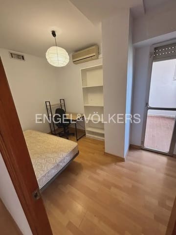 4 Zimmer Wohnung zu vermieten in Ciutat Jardi, València Stadt mit Garage - 2.100 € (Ref: 10093961)