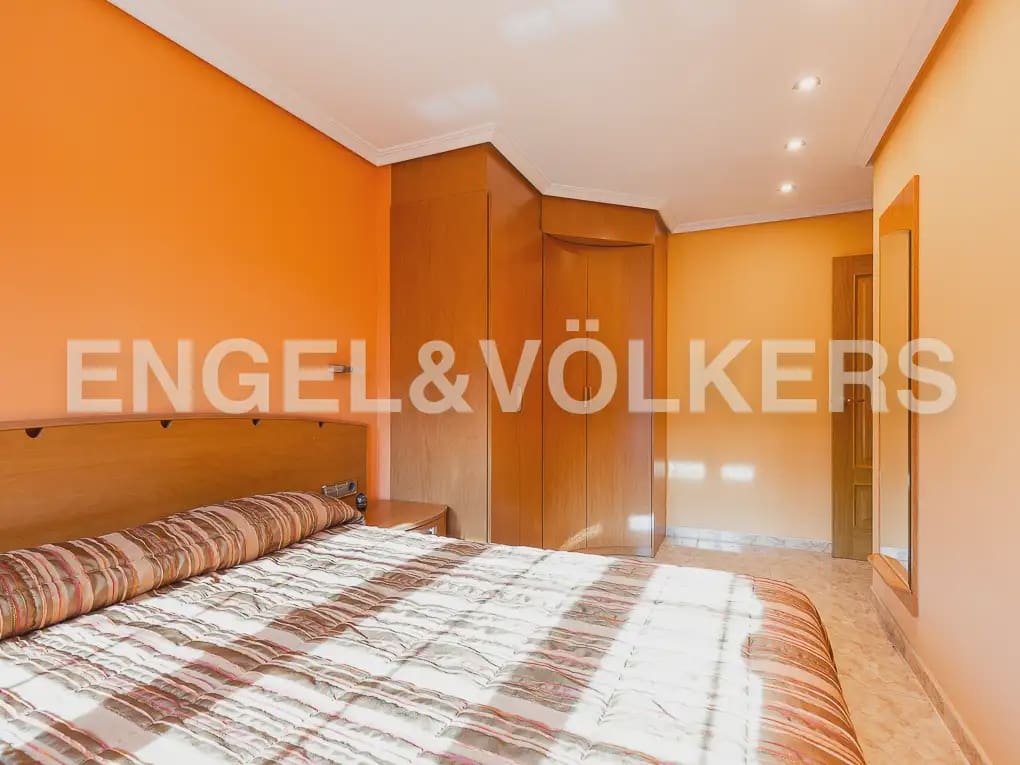 3 soverom Leilighet til leie i Valencia by - € 1 900 (Ref: 10094940)