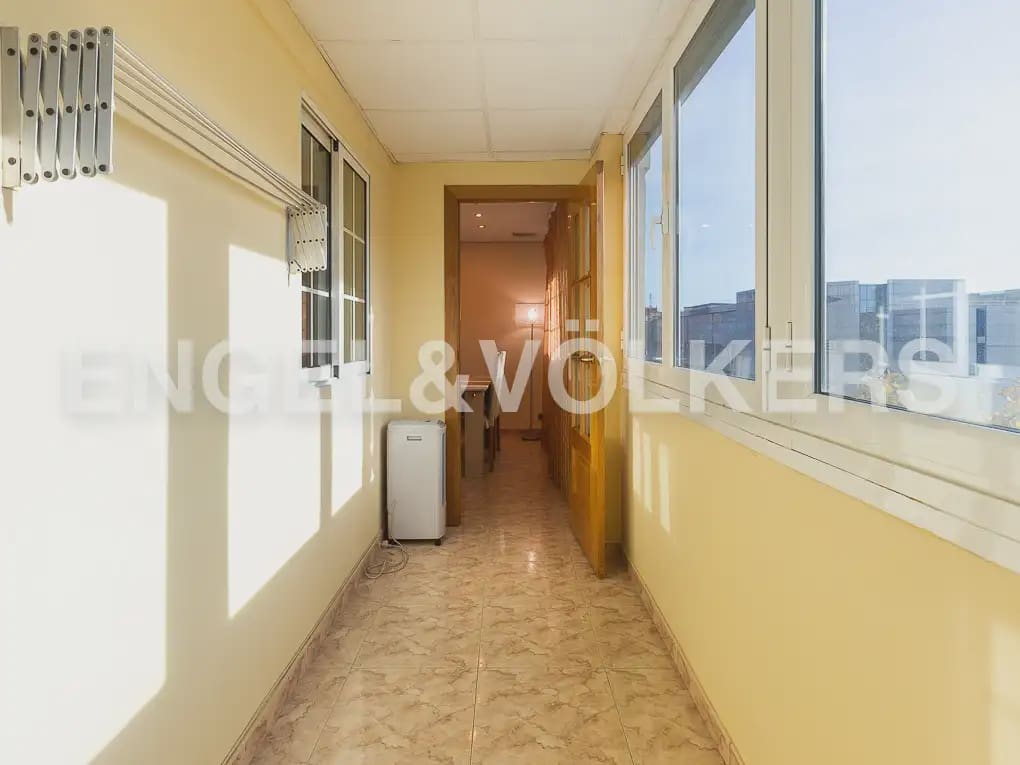 3 soverom Leilighet til leie i Valencia by - € 1 900 (Ref: 10094940)