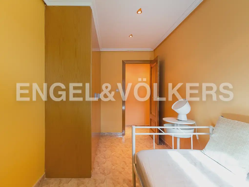 3 soverom Leilighet til leie i Valencia by - € 1 900 (Ref: 10094940)