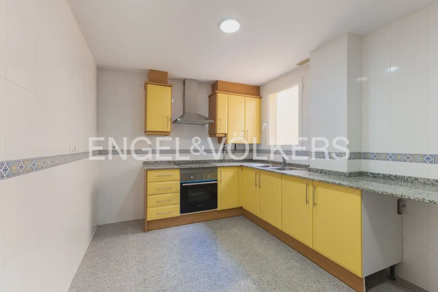 4 camera da letto Attico in vendita in Godella con piscina garage - 609.943 € (Rif: 10095367)