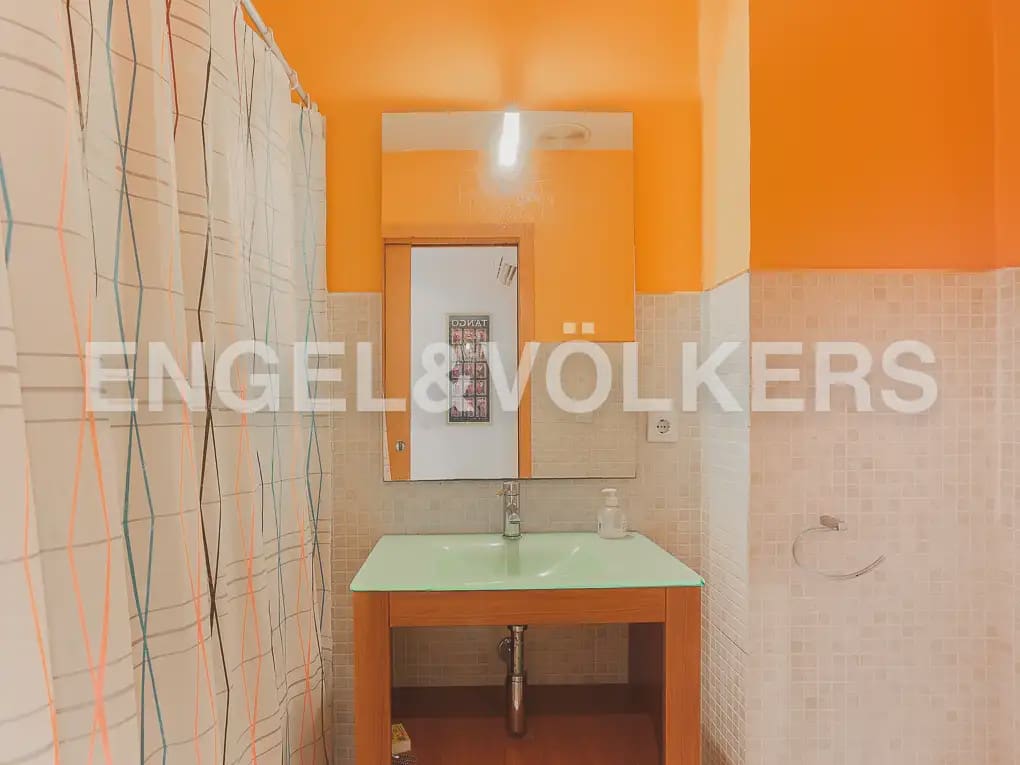Piso de 2 habitaciones en València ciudad en alquiler - 1.500 € (Ref: 10095616)