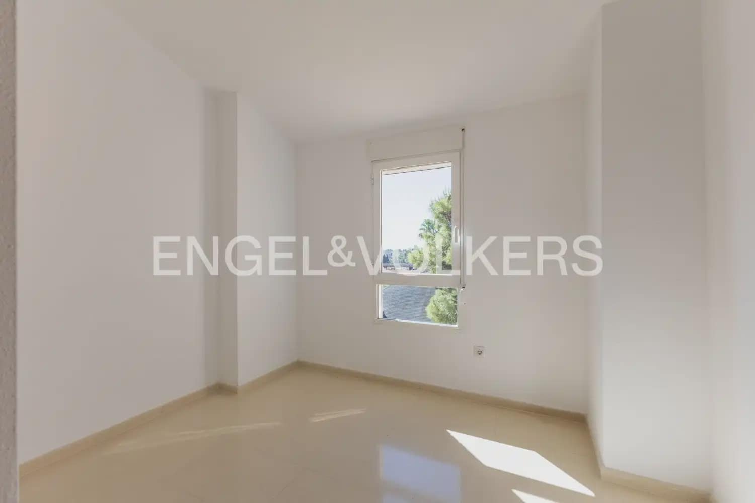 4 chambre Penthouse à vendre à Godella avec piscine garage - 616 910 € (Ref: 10095764)