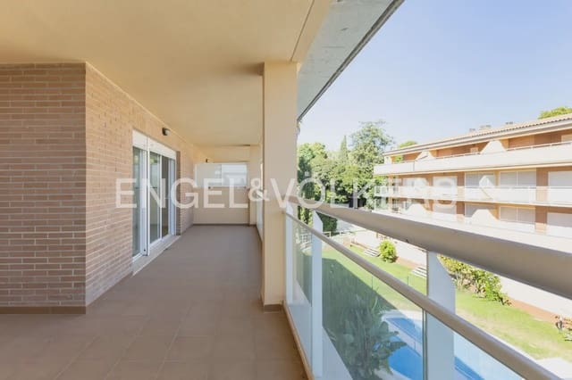 4 slaapkamer Penthouse te koop in Campolivar, Godella met zwembad garage - € 616.910 (Ref: 10095764)
