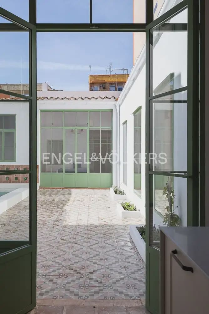 3 sovrum Radhus till salu i Burjassot med pool - 510 000 € (Ref: 10095765)