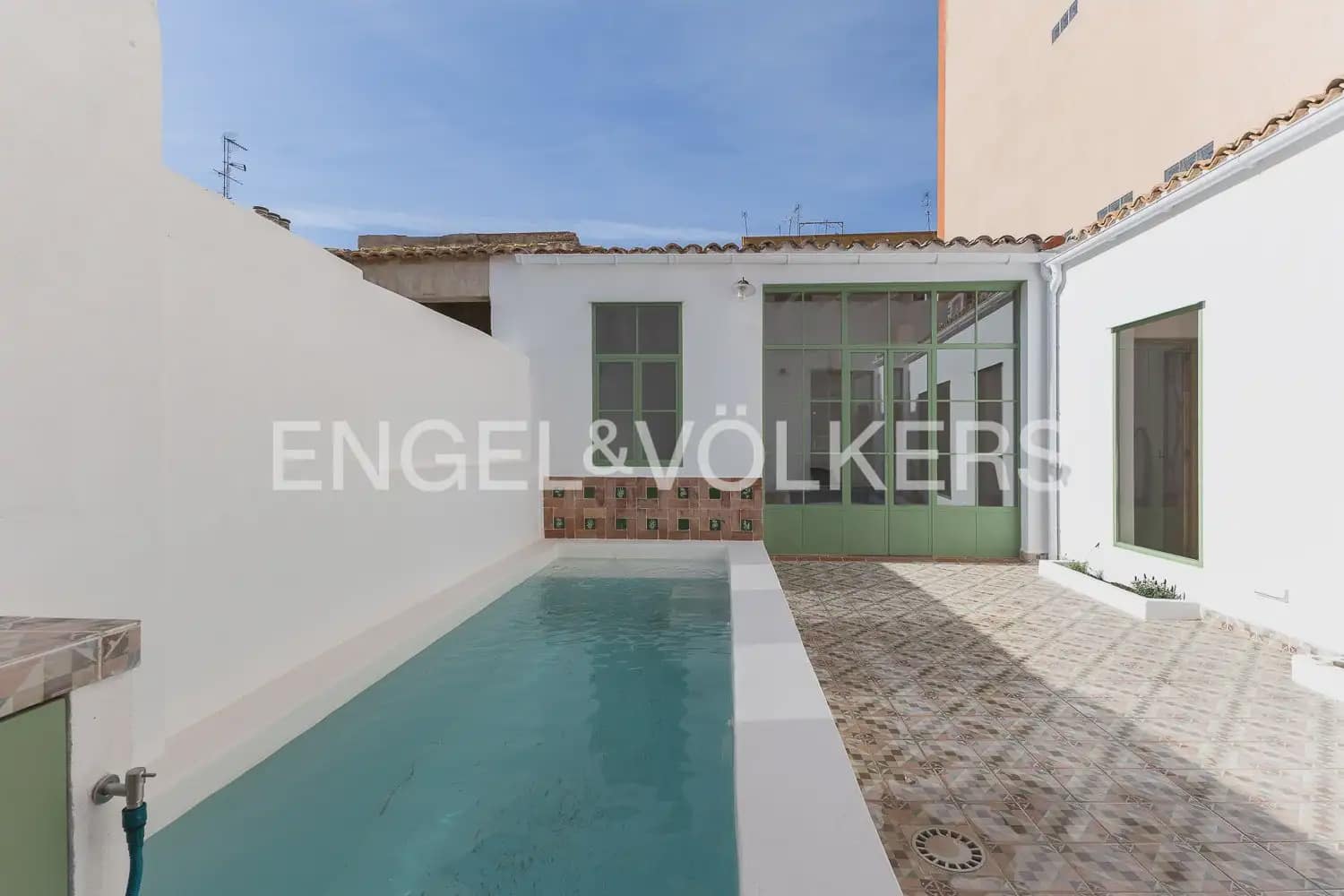 3 sovrum Radhus till salu i Burjassot med pool - 510 000 € (Ref: 10095765)