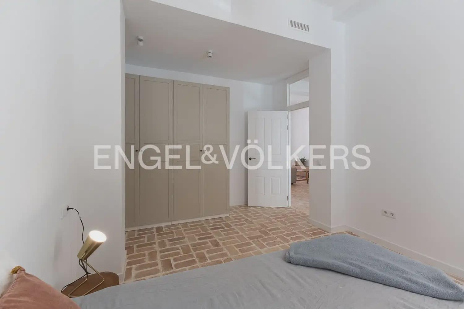 3 sovrum Radhus till salu i Burjassot med pool - 510 000 € (Ref: 10095765)