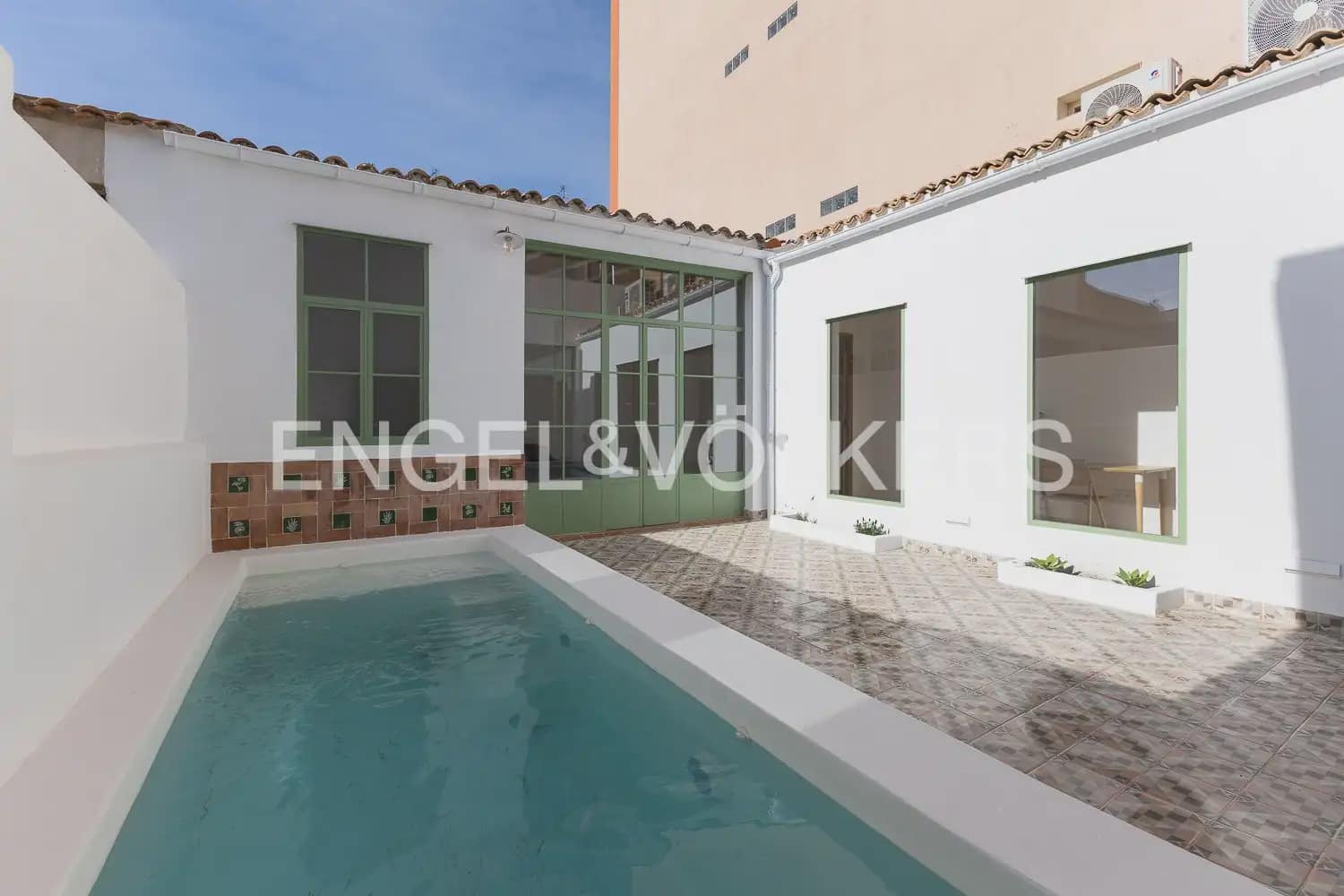 3 sovrum Radhus till salu i Burjassot med pool - 510 000 € (Ref: 10095765)