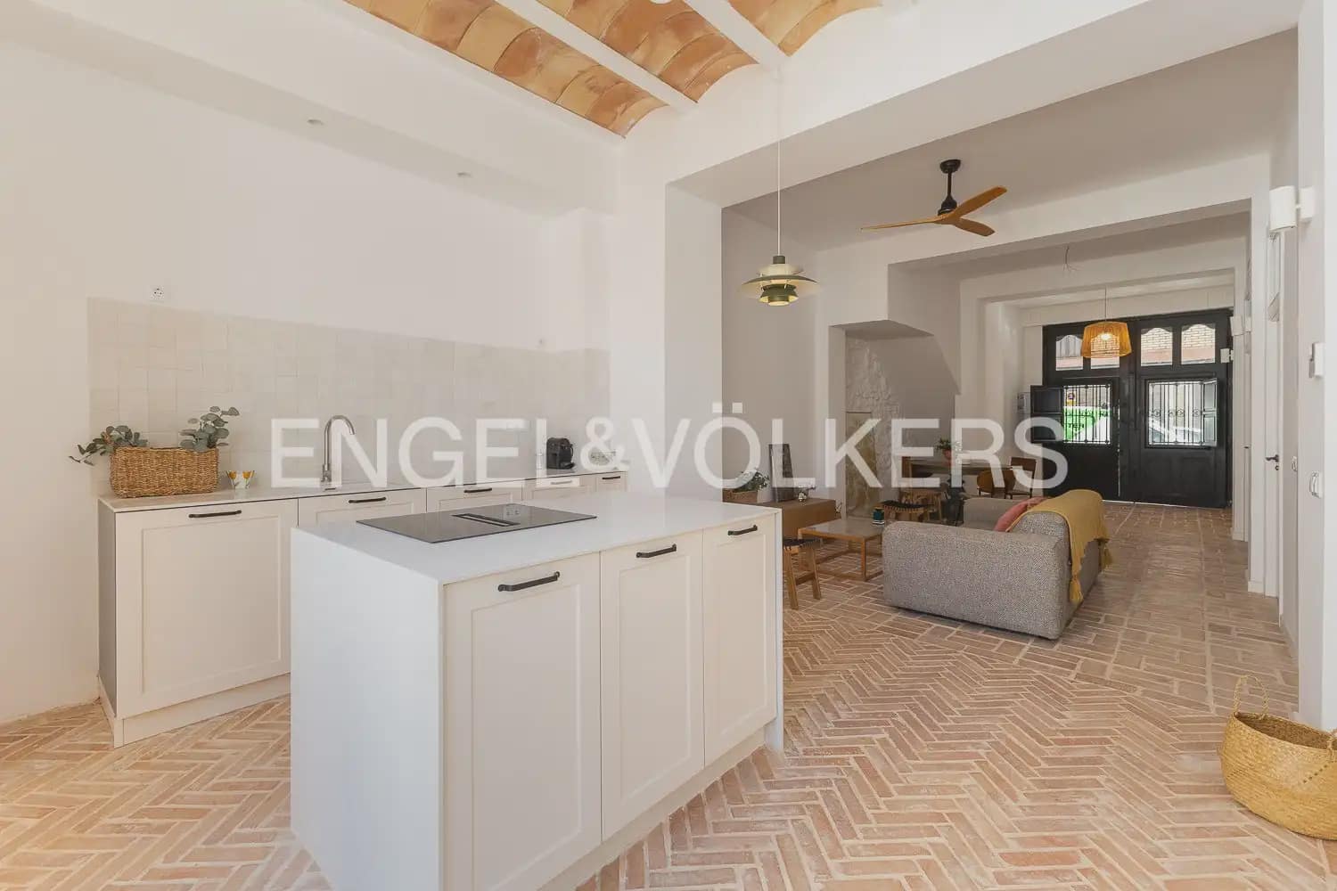 3 sovrum Radhus till salu i Burjassot med pool - 510 000 € (Ref: 10095765)