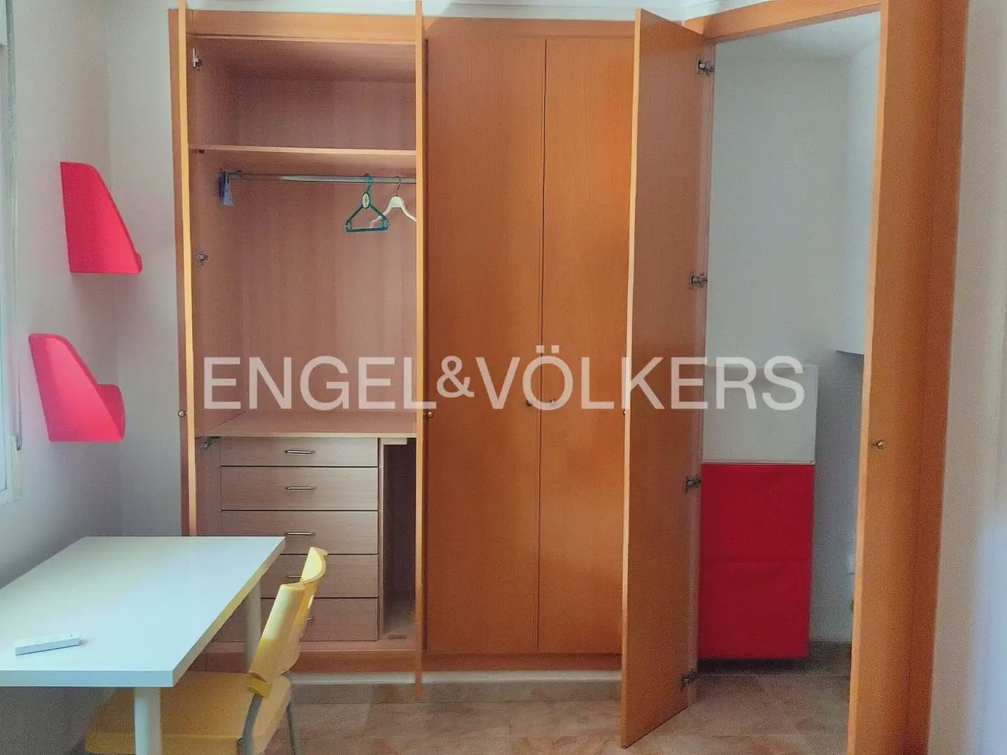 3 slaapkamer Villa te huur in Picassent met zwembad garage - € 1.900 (Ref: 10095767)