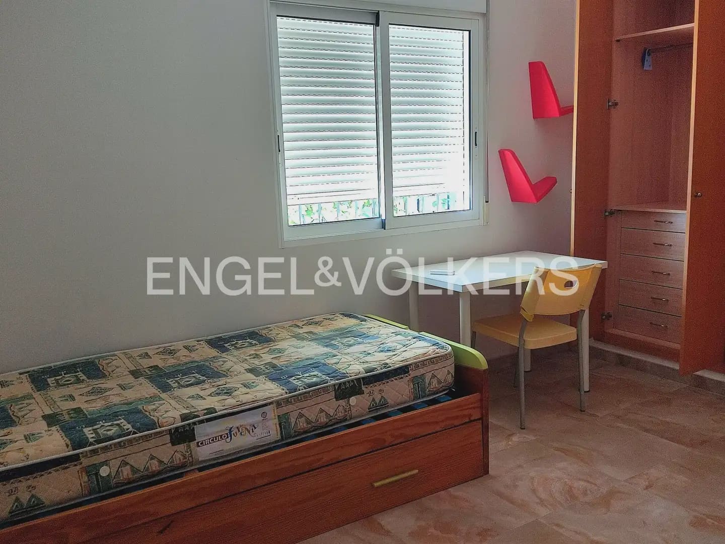 3 slaapkamer Villa te huur in Picassent met zwembad garage - € 1.900 (Ref: 10095767)