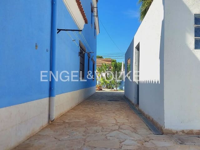 3 slaapkamer Villa te huur in Picassent met zwembad garage - € 1.900 (Ref: 10095767)