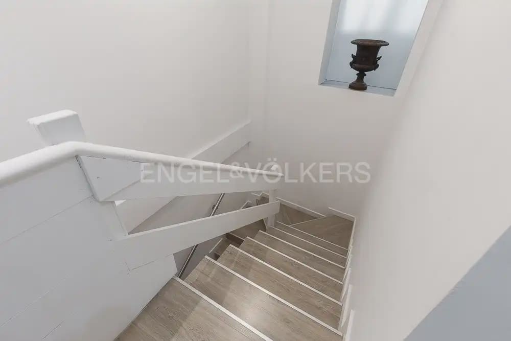 Piso de 2 habitaciones en València ciudad en alquiler - 2.300 € (Ref: 10098597)