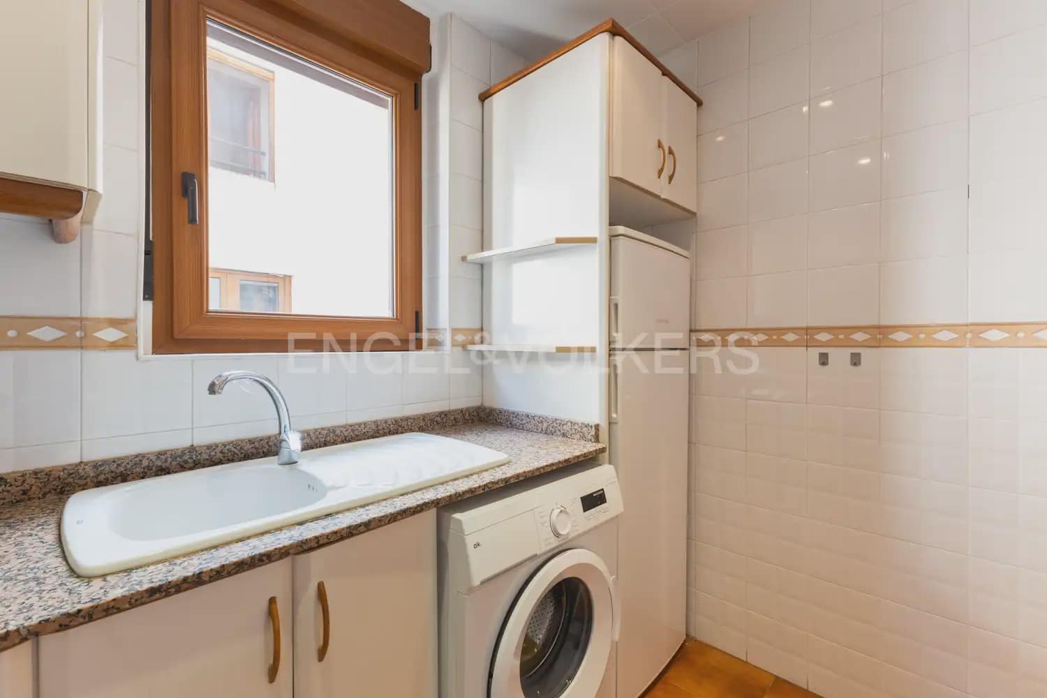 2 quarto Apartamento para arrendar em Valencia cidade - 1 200 € (Ref: 10098744)