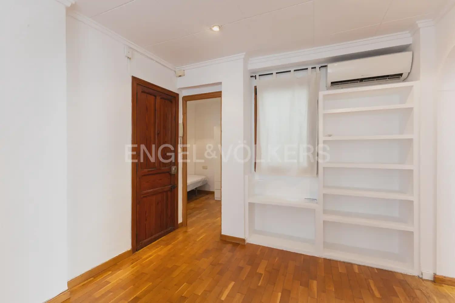 2 quarto Apartamento para arrendar em Valencia cidade - 1 200 € (Ref: 10098744)