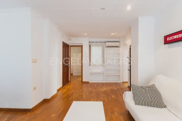 2 quarto Apartamento para arrendar em La Xerea, Valência cidade - 1 200 € (Ref: 10098744)