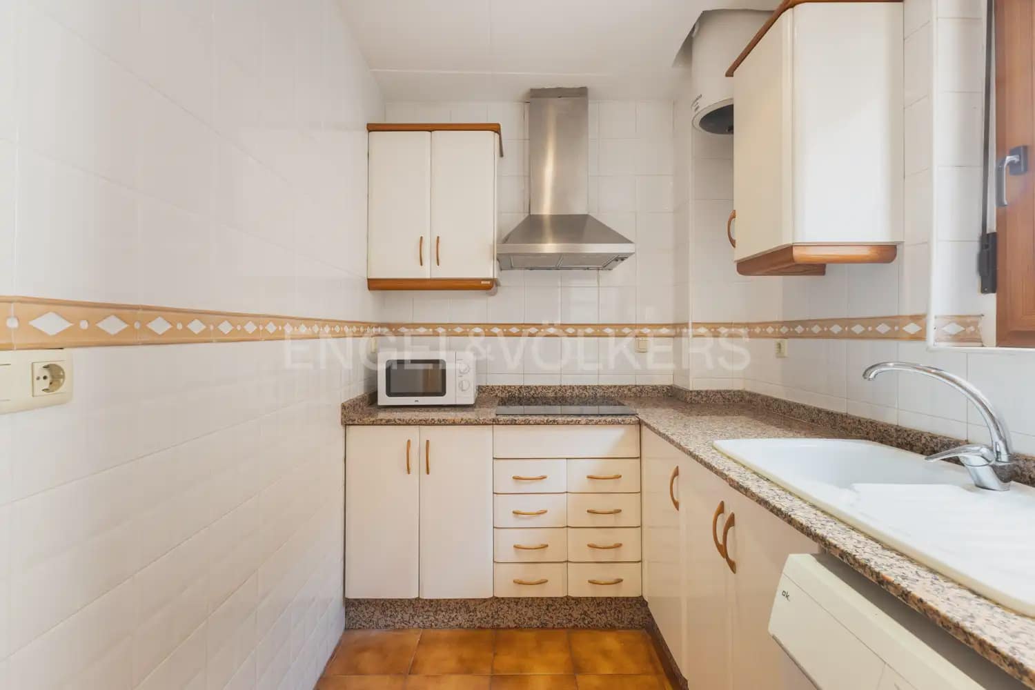 2 quarto Apartamento para arrendar em Valencia cidade - 1 200 € (Ref: 10098744)