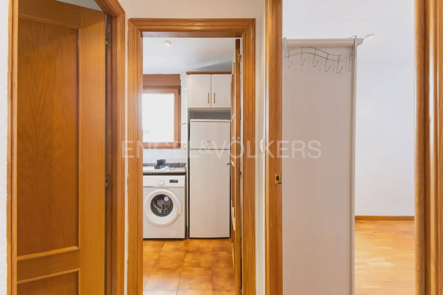 2 quarto Apartamento para arrendar em Valencia cidade - 1 200 € (Ref: 10098744)