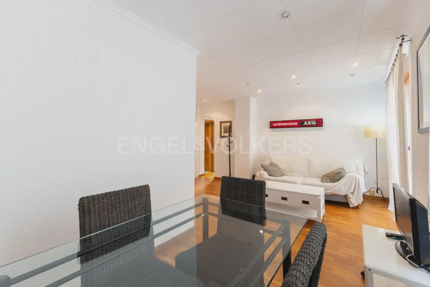 2 quarto Apartamento para arrendar em Valencia cidade - 1 200 € (Ref: 10098744)