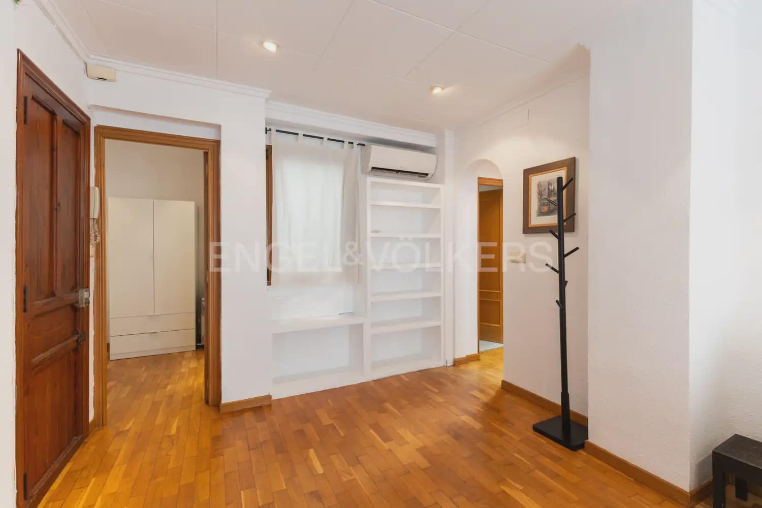 2 quarto Apartamento para arrendar em Valencia cidade - 1 200 € (Ref: 10098744)