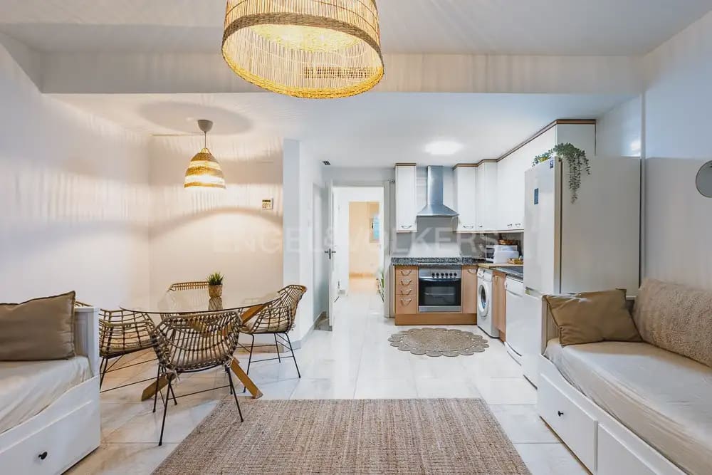 1 Zimmer Wohnung zu vermieten in Denia mit Pool Garage - 1.190 € (Ref: 10098901)