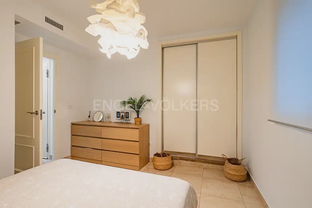 1 Zimmer Wohnung zu vermieten in Denia mit Pool Garage - 1.190 € (Ref: 10098901)
