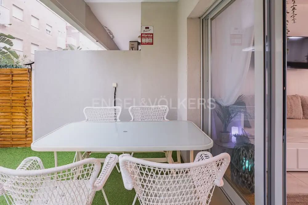 1 Zimmer Wohnung zu vermieten in Denia mit Pool Garage - 1.190 € (Ref: 10098901)