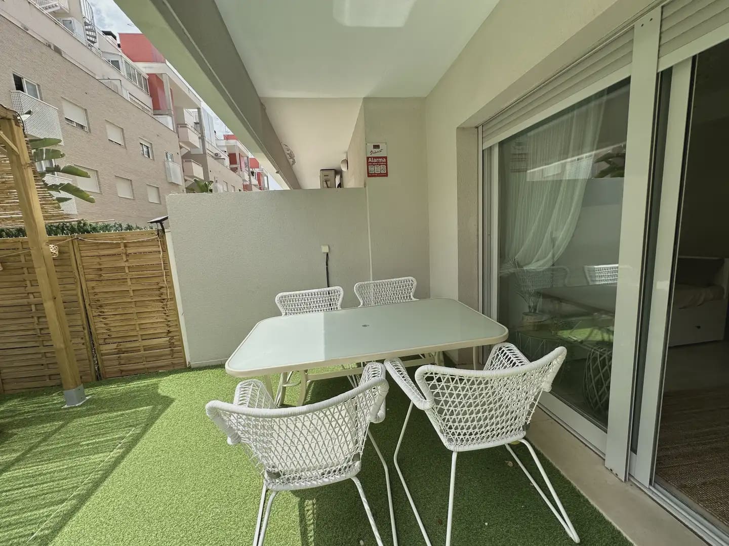 1 Zimmer Wohnung zu vermieten in Denia mit Pool Garage - 1.190 € (Ref: 10098901)