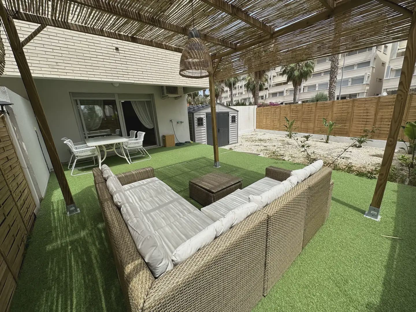 1 Zimmer Wohnung zu vermieten in Denia mit Pool Garage - 1.190 € (Ref: 10098901)