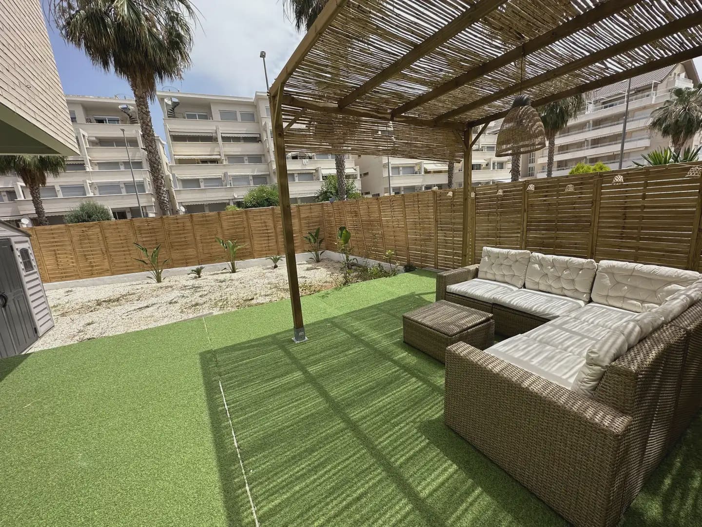 1 Zimmer Wohnung zu vermieten in Denia mit Pool Garage - 1.190 € (Ref: 10098901)