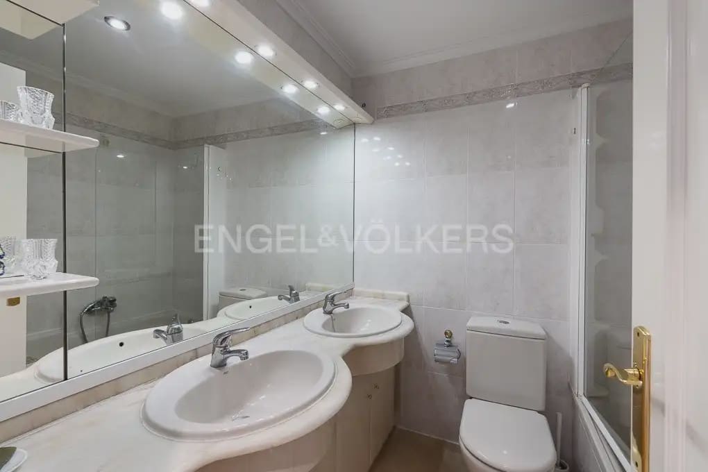 2 quarto Apartamento para arrendar em La Pobla de Farnals com piscina garagem - 1 200 € (Ref: 10098902)
